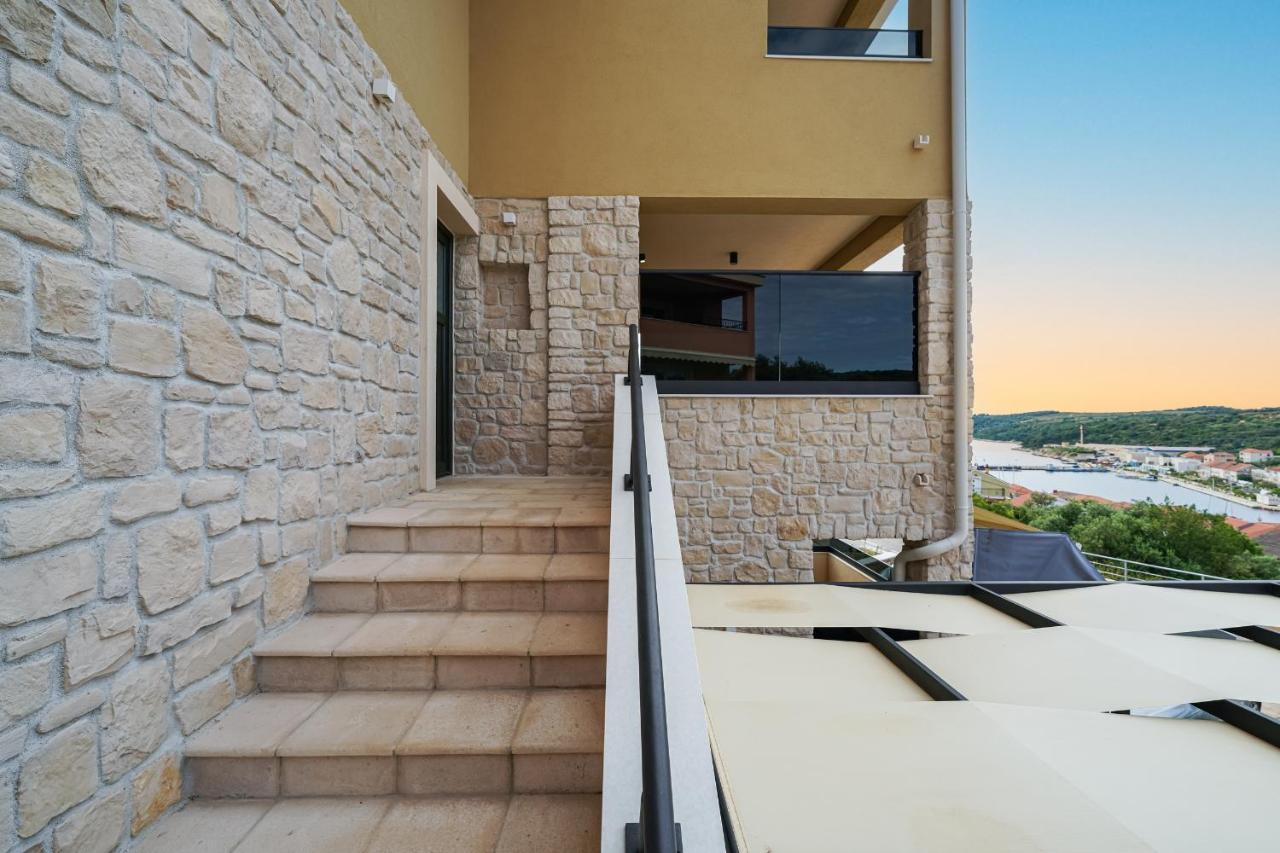Teona Luxury Apartment With 2 Rooms And Terrace Sea View Сали Экстерьер фото